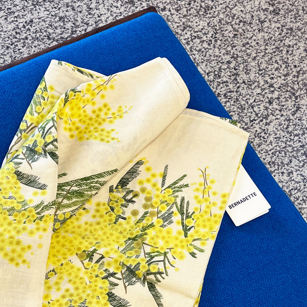 Tablecloth in Mimosa Butter Print