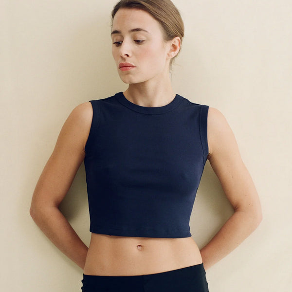 ESMÉ CROP TEE IN NAVY