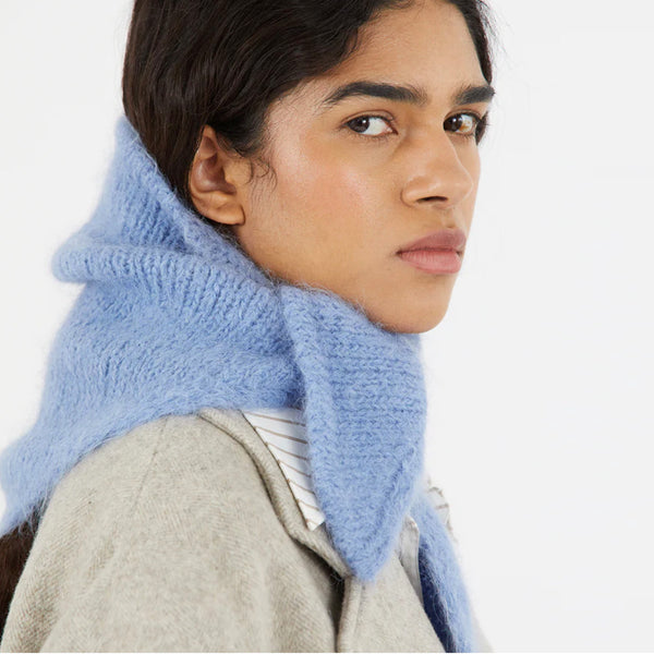 Triangle Scarf in Alpaca Blend Blue