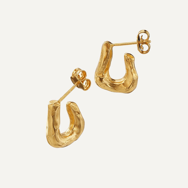 The Mini Link of Wanderlust Earrings