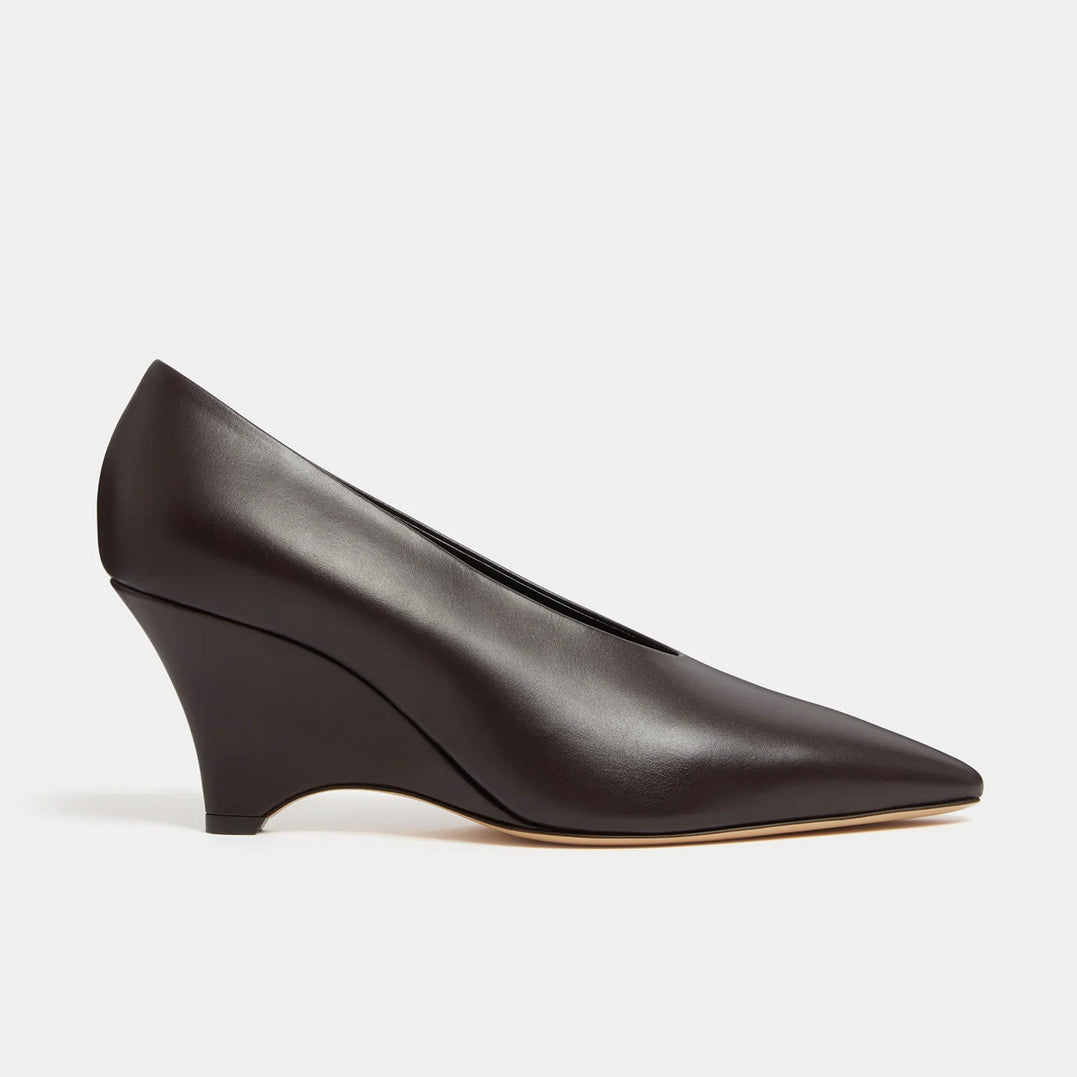 Victoria Decolette Wedge in Leather Plum