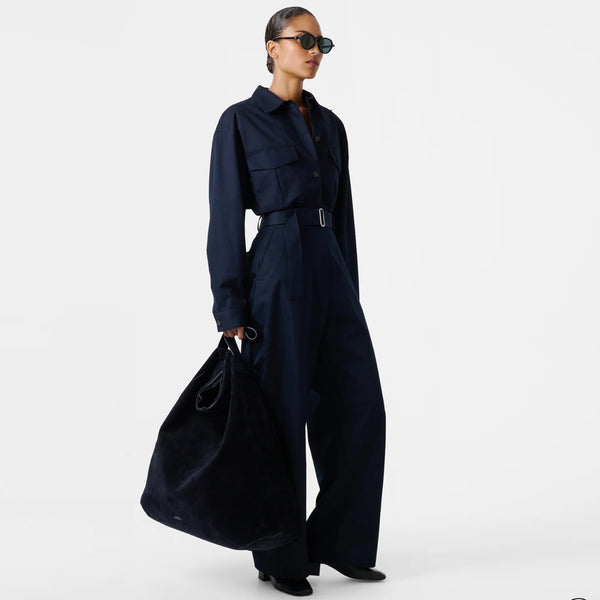 Doring Belted Round Leg Pant in Darkest Navy