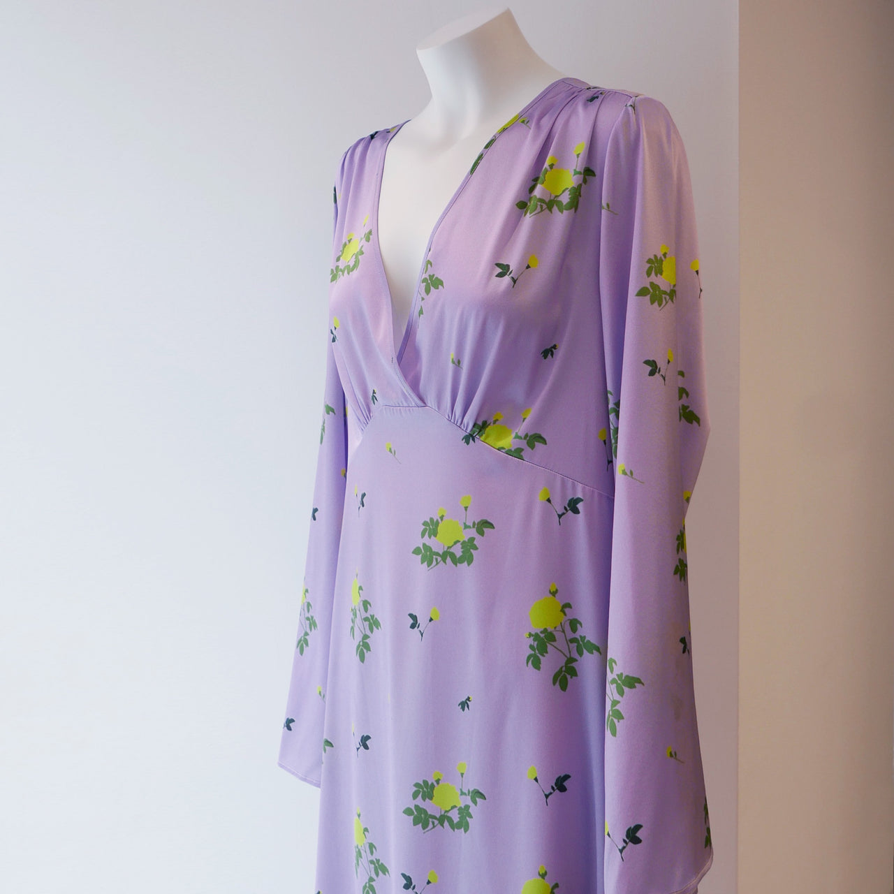 Sarah Silk Satin Dress in Lilac