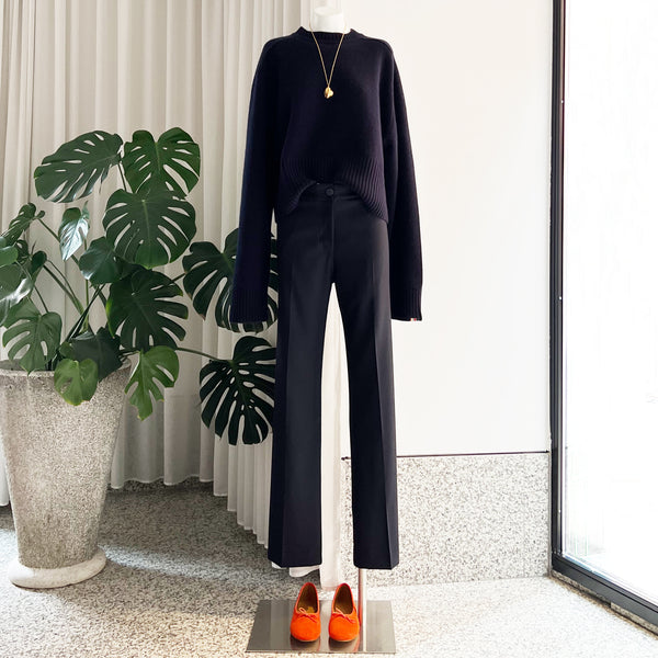 Judith Cashmere Sweater in Navy