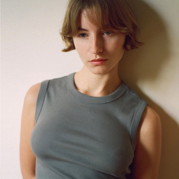 ESMÉ TANK TEE IN CHARCOAL