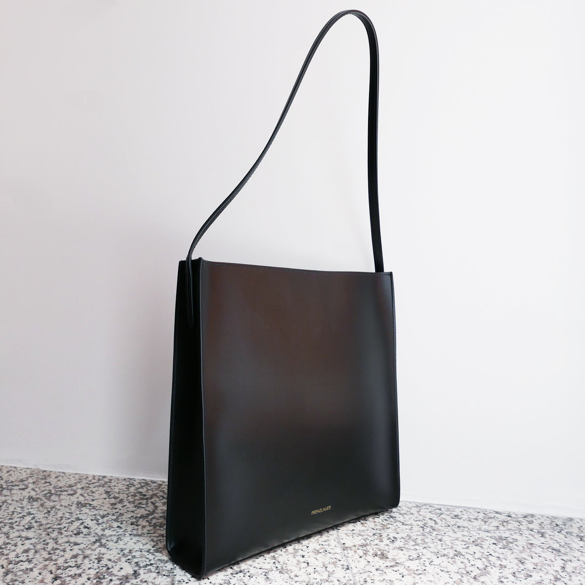 FRENZLAUERsquareblack_1200x120