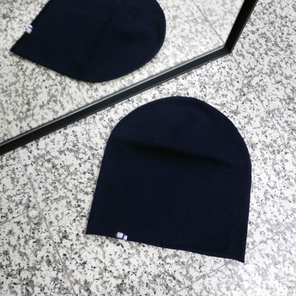 Bon Cashmere Beanie in Navy