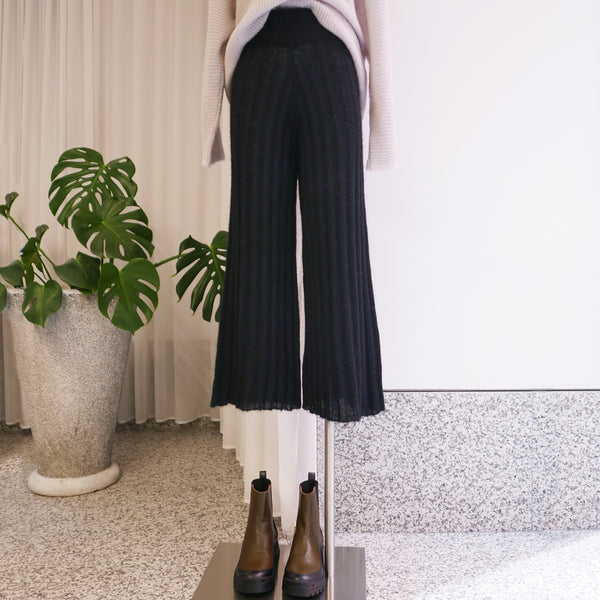 Shoji Ribbed Knit Pants in Ink